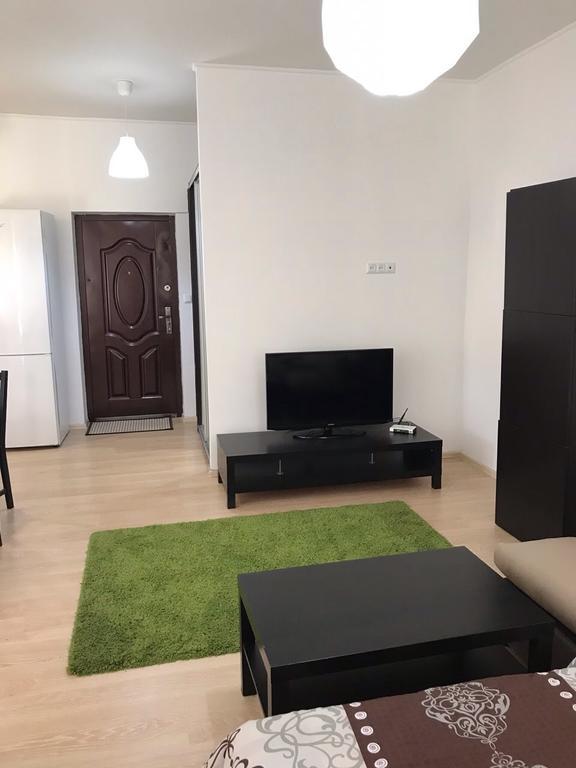 Gil Apartments, Квартира Студия В Самом Центре Пл Петефи Uzjhorod Eksteriør billede